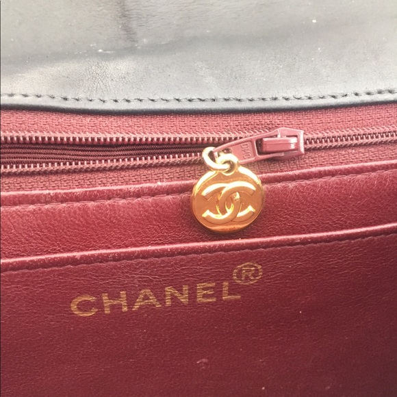 Vintage Chanel bag (Sold) - Picture 6 of 8